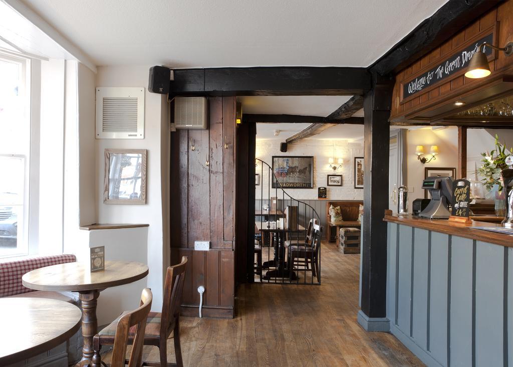 The Green Dragon Marlborough Exterior foto